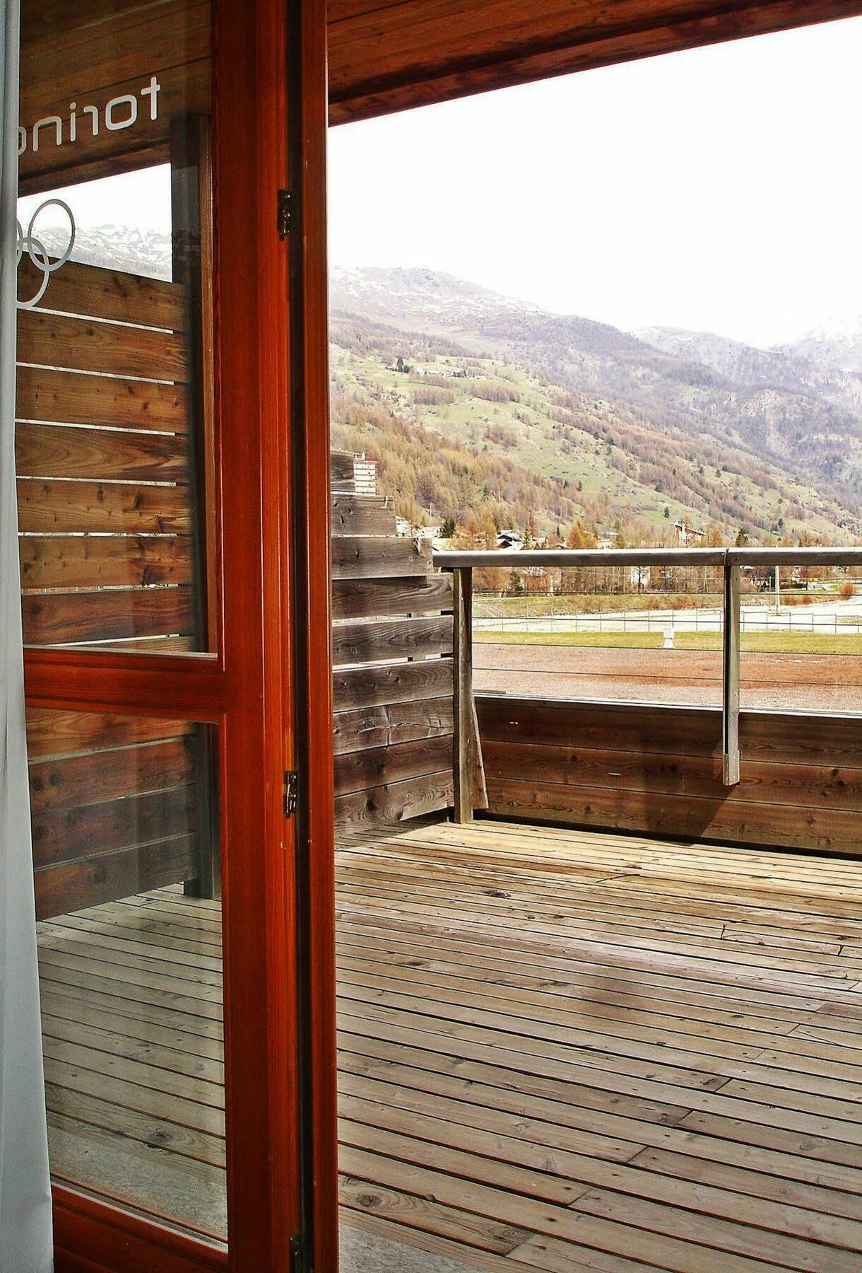 Pragelato Ski Jumping Hotel Eksteriør bilde